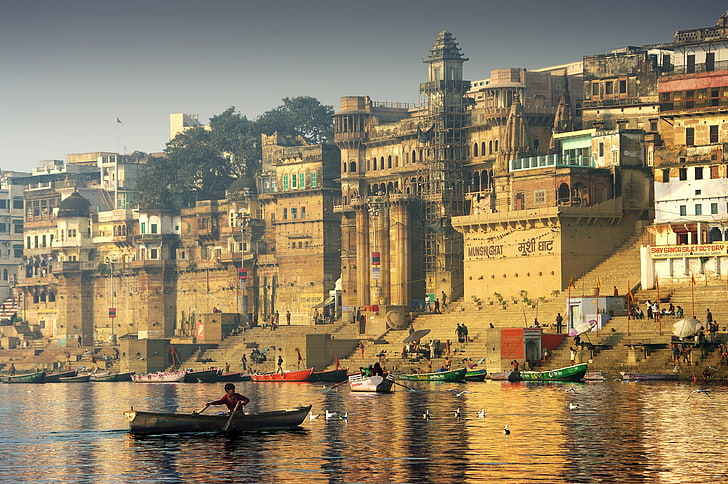 water-city-varanasi-wallpaper-preview