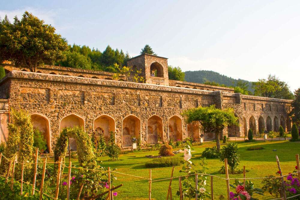 Pari Mahal - 1